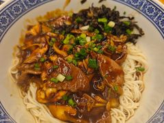 -沪西老弄堂面馆(定西路店)