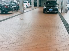 -上海德星奔驰(江杨南路店)