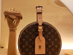 -LV路易威登(贵和购物中心店)