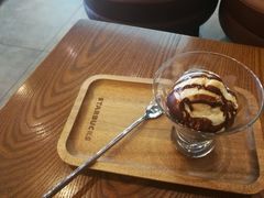 -星巴克(泰安万达店)