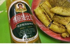 -布尔津河堤夜市