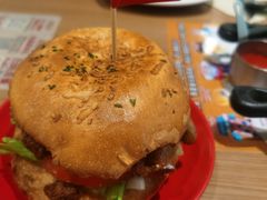 蜜汁鸡肉汉堡-必胜客(金元宝店)