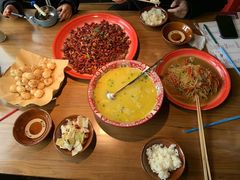 -半步颠小酒馆(繁花中心)