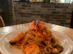 妓女风虾仁番茄面-羽深肉铺 Steak & Wine