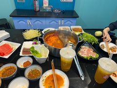 -唯爱KTV聚会餐厅(仙林东城汇店)