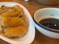 -侬佳蒸菜馆(听潮店)