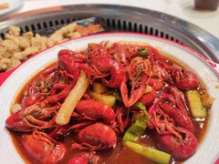 -周记潮汕牛肉·小龙虾烧烤(九亭金地广场店)