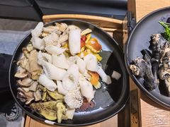 -一朵菌·野生菌探索家火锅(南亚店)