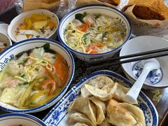 -长人馄饨铺(解放街店)