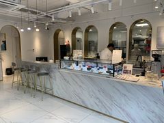 -Fridi Patisserie Cafe