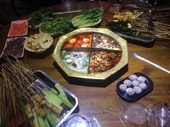 -乐山串串香老火锅(鼓楼店)