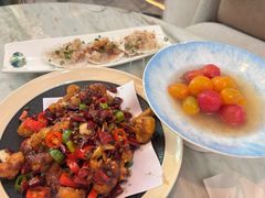 -浅深(世茂滨江精品店)