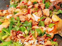 -聚鑫朋酸菜肥肠(文艺路口店)