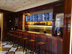 -麦落精酿啤酒餐吧(先农大院店)