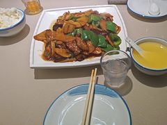 -老码头黑皮肘子锅包肉(赣水路店)