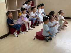 -童学馆·诗书礼乐少儿国学(光谷天地店)