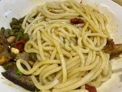 -牛八宝桂林米粉(八里庄店)