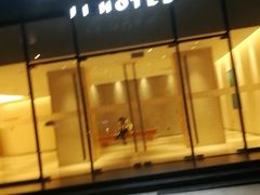 -全季酒店(重庆李子坝牛角沱地铁站店)