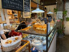 面包甜点陈列柜-仙峰天然面包(迎宾路店)