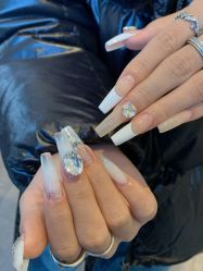 -HUII NAIL绘京美甲美睫会馆