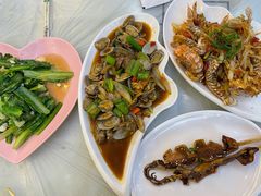 -覃记海鲜美食餐厅