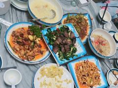 -四方小吃·白族庭院餐厅