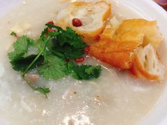 招牌艇仔粥-点都德(汇盈广场店)