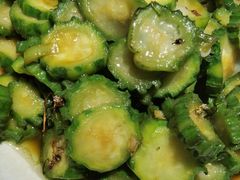 山韭菜花炒丝瓜-锦绣金山人家(友谊店)