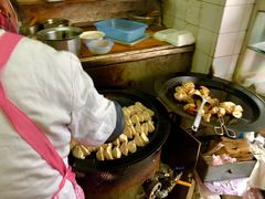 -黄阿姨锅贴大王(万航渡路店)