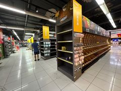 -家乐福(四元桥购物中心店)