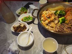 -璞臻汽锅餐厅(南京东路店)