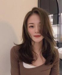 -MOVAN  HAIR莫凡匠人发型屋