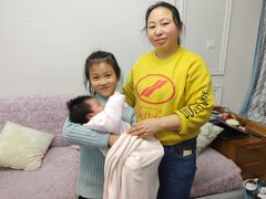 -萧乐母婴·住家月嫂·育婴师