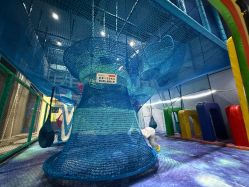 -反弹蹦床公园·亲子乐园·团建·派对(尚品奥莱店)