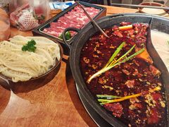 -周小明火锅(黑金冠社区店)