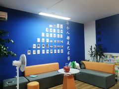 -八度音乐吉他教室(汉广店)