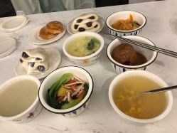 -爱陪伴一对一月子中心(融侨店)