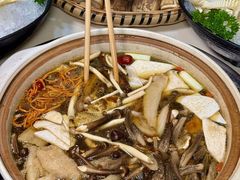 -土连锅·现熬养生汤锅(梁家巷店)