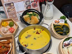 -煲王粤菜餐厅(中侨中心店)