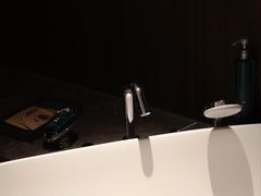 -北京东三环希尔顿逸林酒店