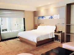 -麗枫酒店(武汉吴家山五环体育中心店)