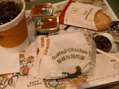 -麦当劳(轻轨曹杨路店)