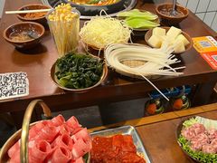 -黔有有贵州酸汤夺夺粉火锅(五味十字店)