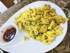 槐花炒鸡蛋-涵家味土菜馆·徽州一绝臭鳜鱼(三河古镇店)