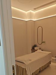 -苑苑vbeauty科技美容SPA