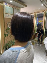 -一東造型烫发染发