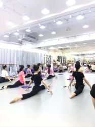 -深舞形体民族舞蹈工作室