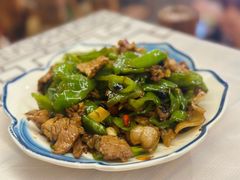 -霄汉牛三鲜湖北砂锅菜(万松园2店)