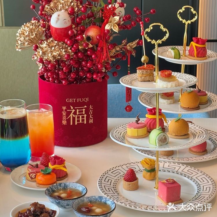 88r自助‼️这家高空下午茶新年氛围感拉满