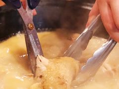 -鲜入围煮花胶鸡海鲜火锅